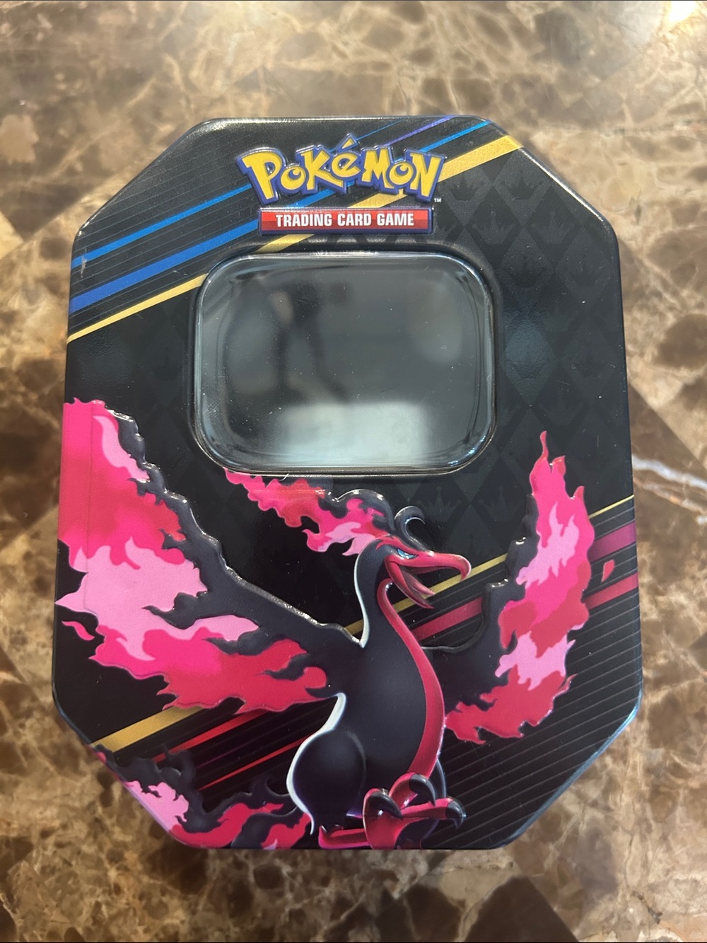 Pokemon TCG Crown Zenith Tin